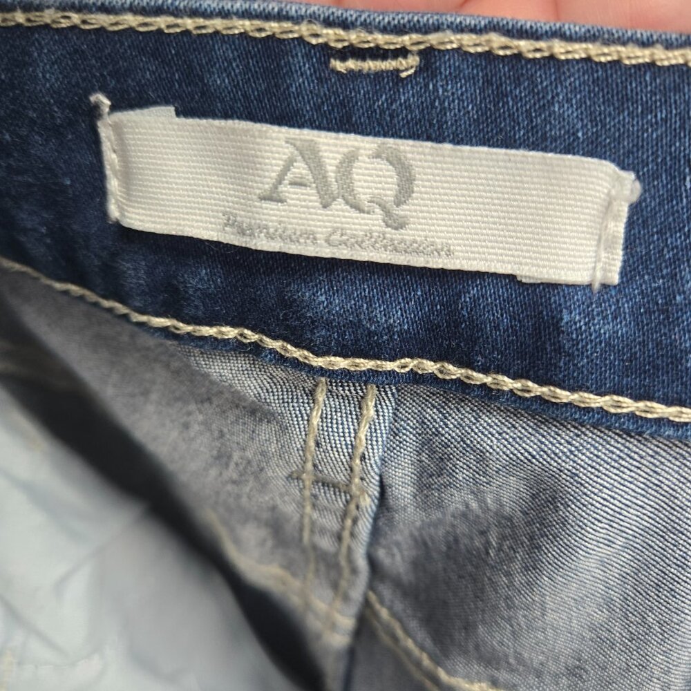 AQ Embroidered Distressed Raw Hem Jeans Juniors Size 9 - Picture 13 of 16